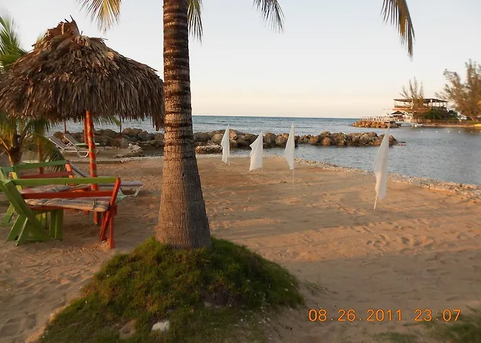 Pipers Cove Resort Runaway Bay